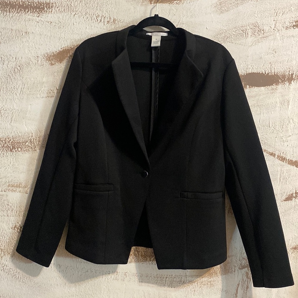 Linda Matthews Blazer